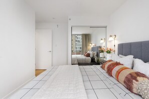 1 dormitorio, tabla de planchar con plancha, wifi gratis y ropa de cama