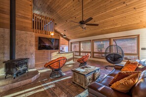 Smart TV, fireplace, table tennis, books