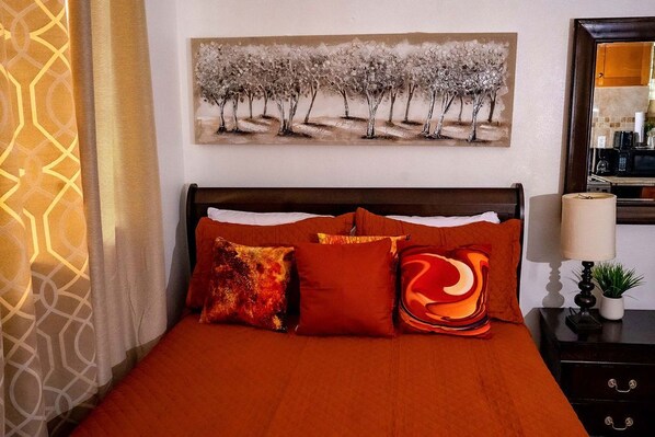 1 bedroom, desk, iron/ironing board, free WiFi