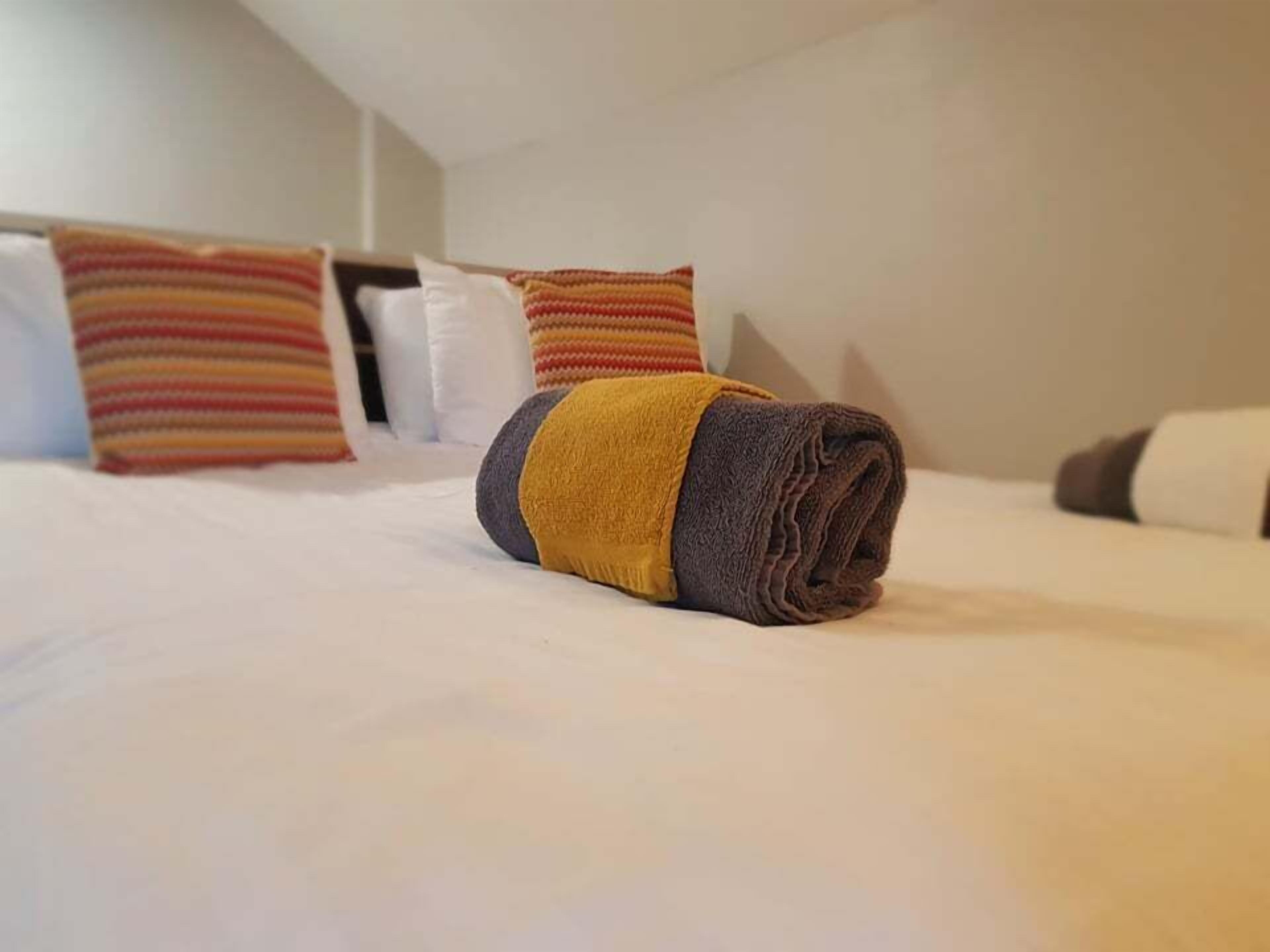 3 bedrooms, WiFi, bed sheets