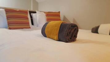 3 bedrooms, WiFi, bed sheets