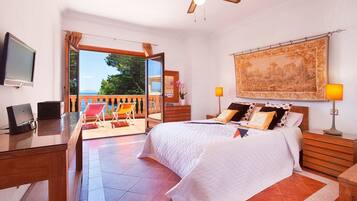 5 bedrooms, iron/ironing board, free WiFi, bed sheets