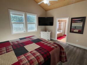 6 chambres, fer et planche à repasser, lit de bébé portatif, Wi-Fi