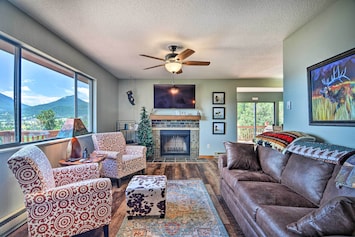 Living Room | Upper Level | Wood-Burning Fireplace | Smart TV