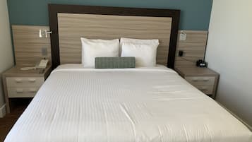 1 bedroom, in-room safe, iron/ironing board, WiFi