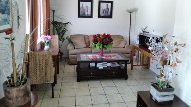 Unclassified image, 1 of 3, button - Motel VIP (Rosemead)