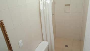 Standard Room | Bathroom | Shower, towels