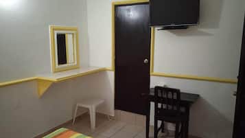 Standard Room | Bed sheets