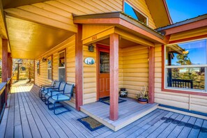 Unclassified image, 3 of 50, button