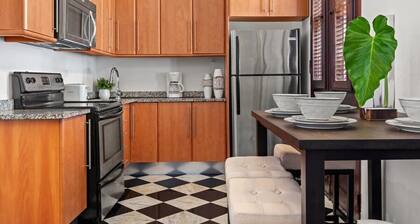 Villa Aurora | Traditional Spanish colonial apartment in beautiful Old San Juan