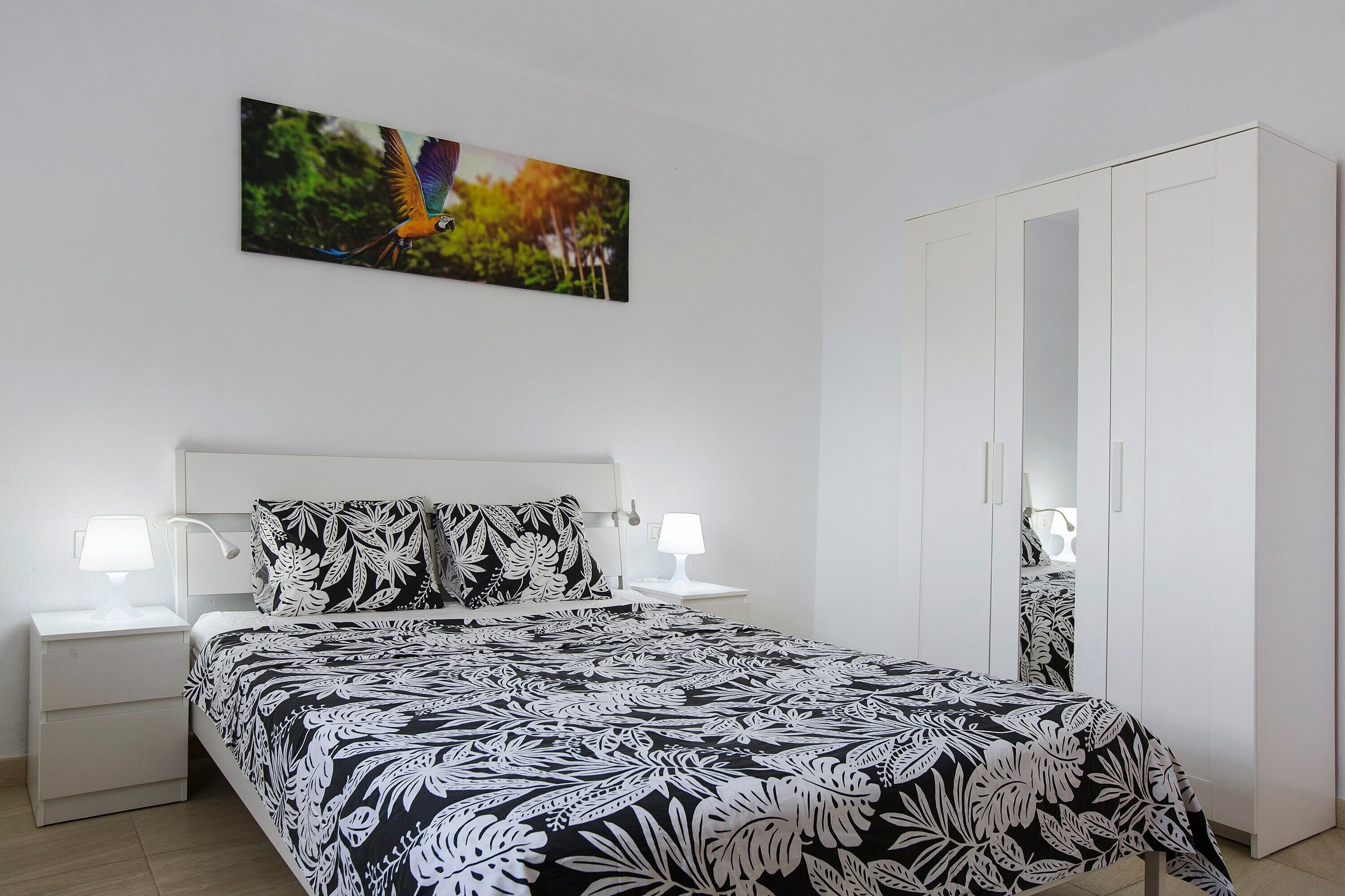 2 dormitorios, tabla de planchar con plancha, wifi gratis y ropa de cama