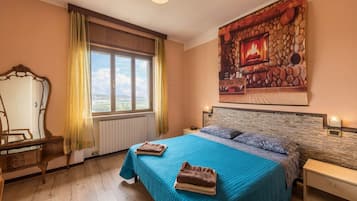 2 habitaciones, wifi gratis, ropa de cama y acceso para silla de ruedas