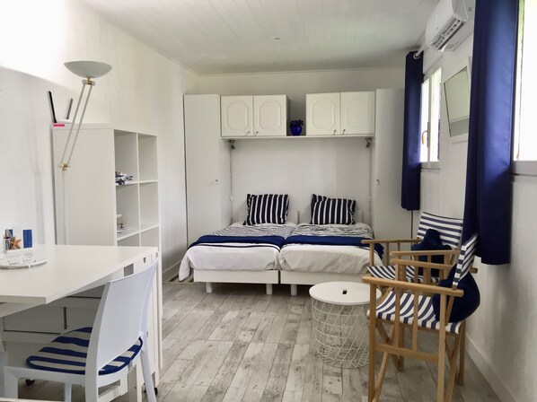 1 bedroom, iron/ironing board, travel crib, WiFi - STUDIO CLIMATISE à Seignosse / Swimming pool, garden (Seignosse)