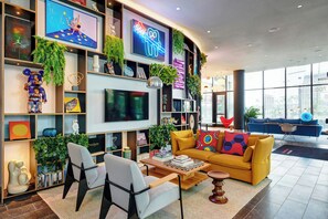 Lobby - citizenM Miami Worldcenter (Miami)