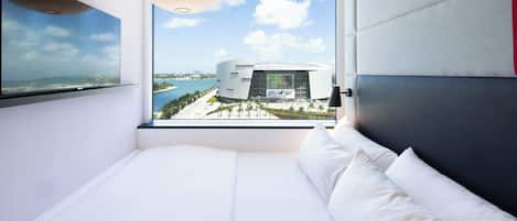 Premium Room, 1 King Bed (View)