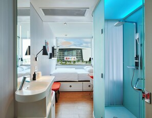 Habitación Premium, 1 cama de matrimonio grande (View) | Ropa de cama de alta calidad y colchones con acolchado adicional