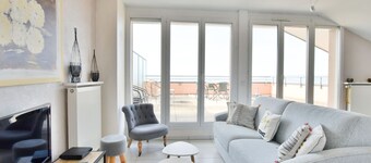 Cozy apartment in Evian, with terrace, pets allowed and parking