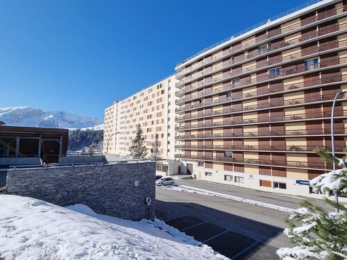 Studio confortable, accès pistes à 50m, parking gratuit, navette proche