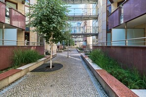 Property grounds - Comfortable Apartment in the Center | Balcony | Workspace (Wrocław)