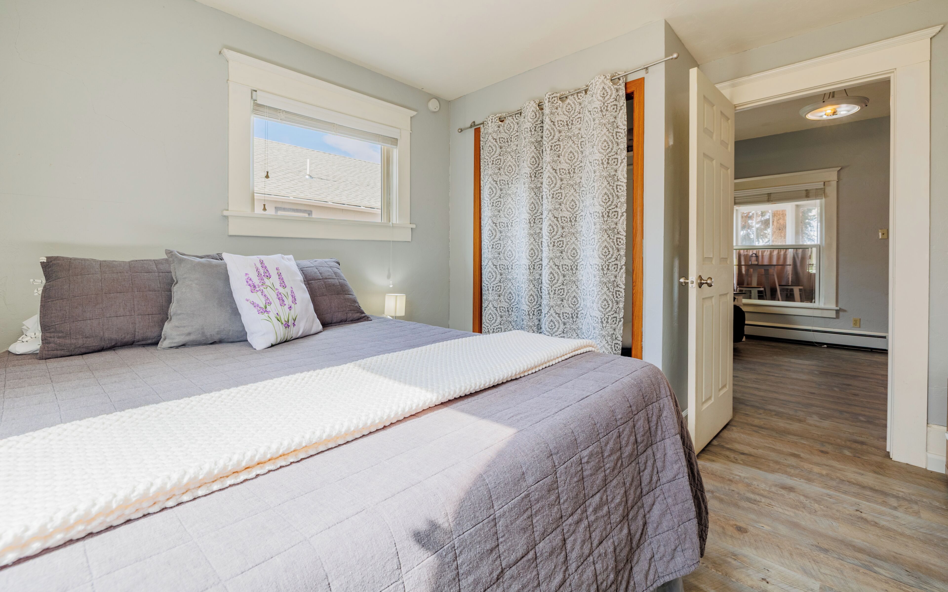 2 chambres, fer et planche à repasser, Wi-Fi, literie fournie