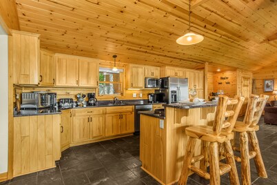 Cozy and Quaint Leech Lake Escape!