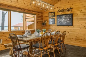Dining - Cozy and Quaint Leech Lake Escape! (Walker)