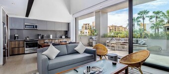 Casa Ensueño | Cabo Marina Luxury Condo Rental