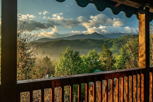 The incredible views of Mt LeConte and the National Park