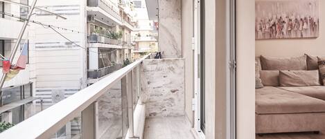 Luxury Apartment | Terrace/patio