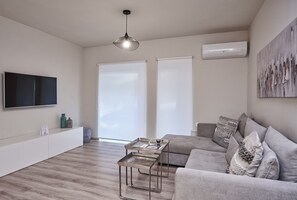 Luxury-Apartment | Wohnbereich | Kinderspielzeug