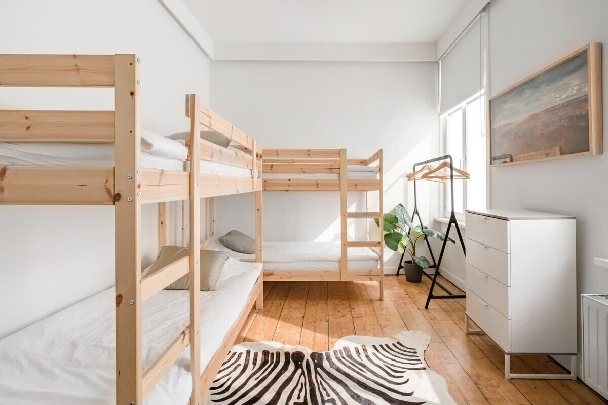 2 chambres, fer et planche à repasser, lit parapluie, Wi-Fi