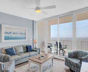 Flat-screen TV - Gulf Front Condo | Hot Tub Access! | Liquid Life (Gulf Shores)
