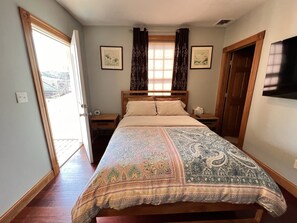 3 habitaciones, escritorio, tabla de planchar con plancha y wifi gratis 