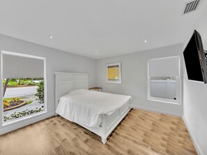 4 bedrooms, free WiFi