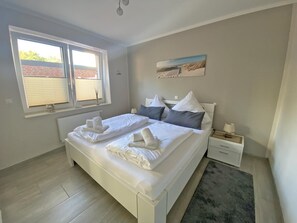 2 Schlafzimmer, Bügeleisen/Bügelbrett, kostenloses WLAN