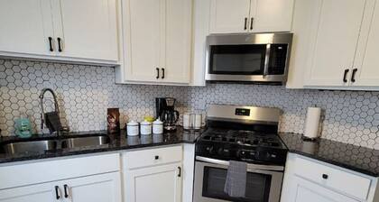 Gold 4 · Retreat Suite