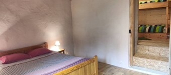 Refuge Sous La Joux - Gîte La Cahute