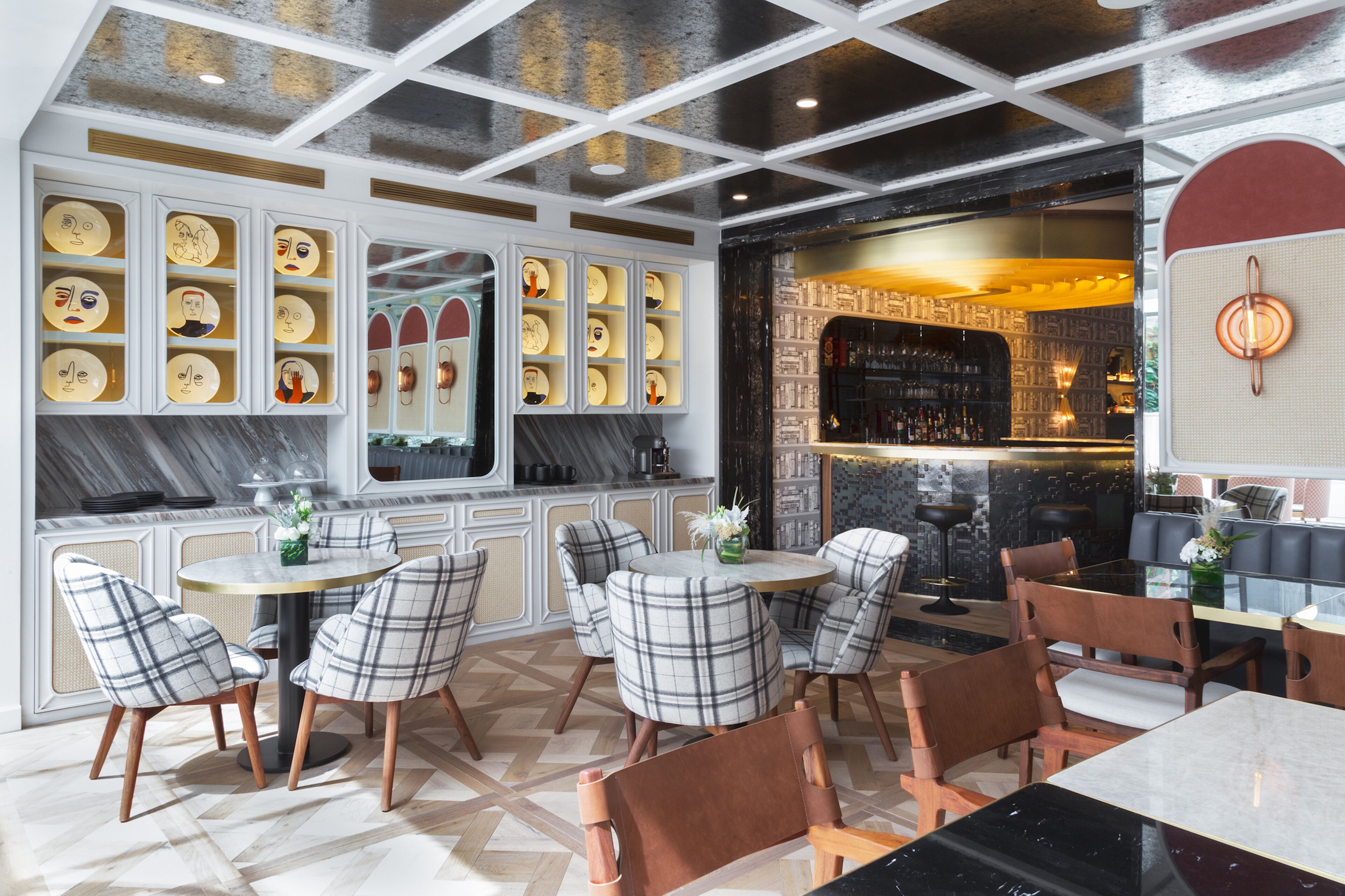 Photo - The Alest Hotel