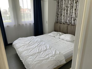 2 Schlafzimmer, Bügeleisen/Bügelbrett, WLAN