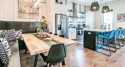 Golf Cart Included + Enclosed Turf Yard