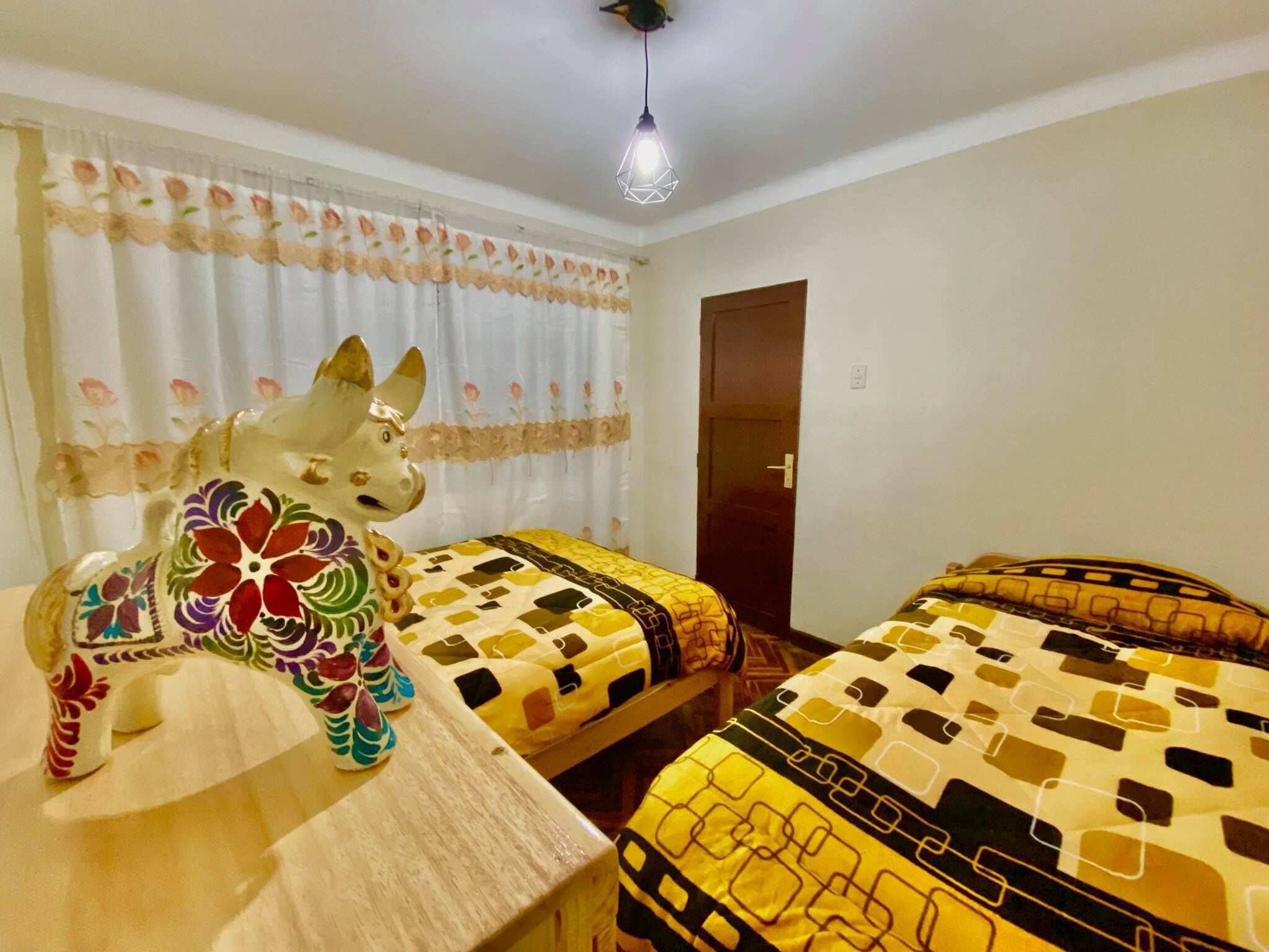 4 habitaciones y wifi gratis 