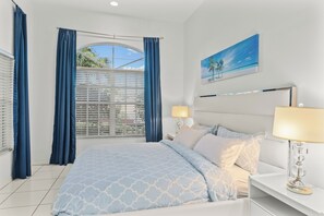 3 多间卧室、办公桌、免费 WiFi