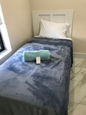 3 bedrooms, desk, iron/ironing board, WiFi