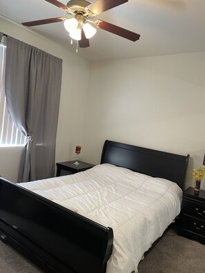 1 Schlafzimmer, Schreibtisch, kostenloses WLAN, Bettwäsche