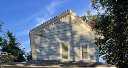 Newly remodeled Downtown Southern Pines Cottage! Walking distance-Must See!