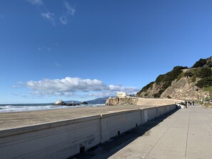 Vlak bij het strand