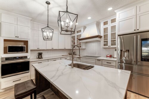 Modern 6 bedroom Farm House Venue