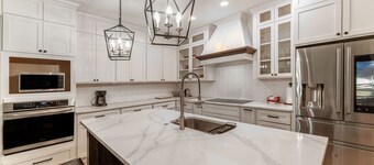 Modern 6 bedroom Farm House Venue