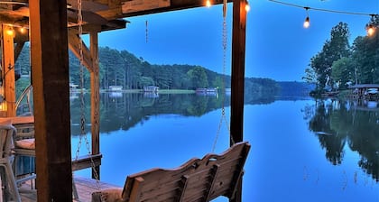 Lovin` Lake Life! Waterfont Views | Pet Friendly