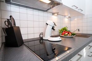 Fridge, microwave, stovetop, coffee/tea maker - Appartement Wattschnecke (Wenningstedt)